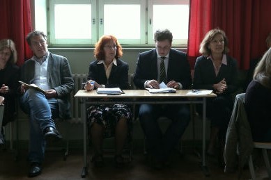 Zwischen Den Stühlen Online Stream Zwischen Den Stühlen Online Stream